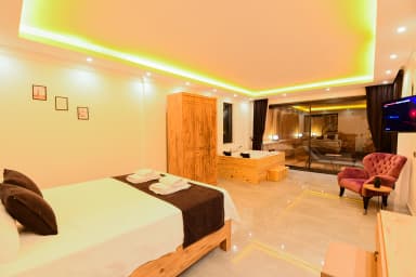 Villa Rosero Sarıbelen 10