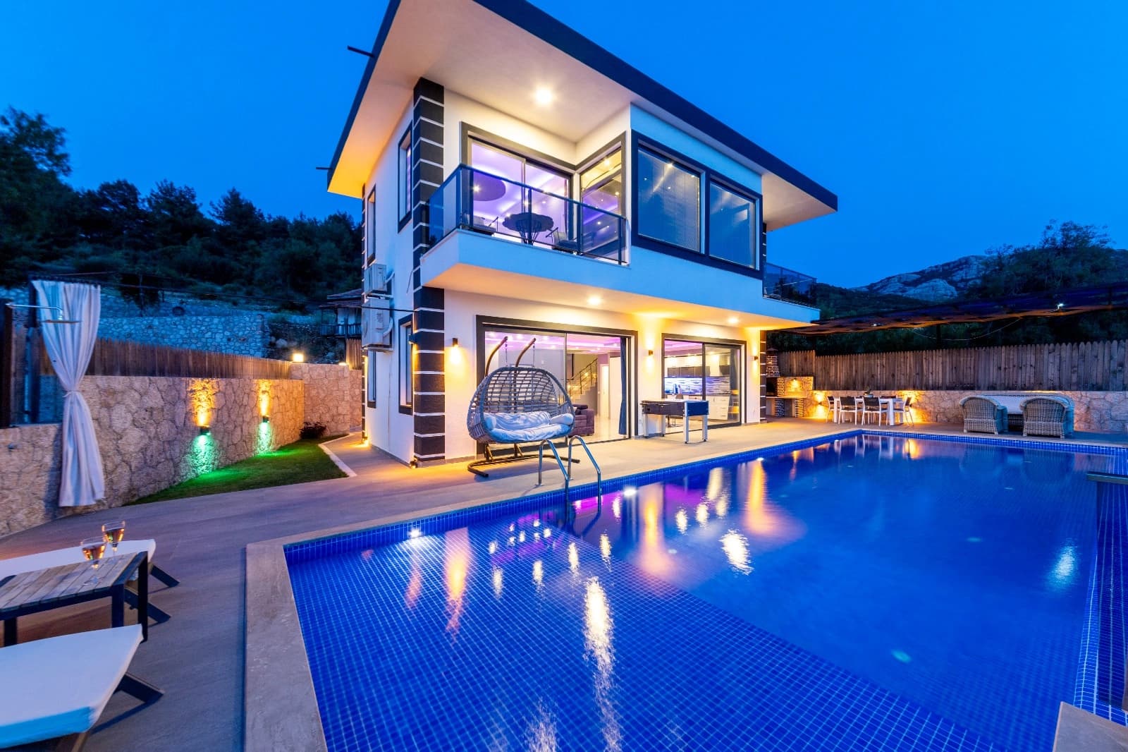 Villa Pilot Korunaklı Havuz 70