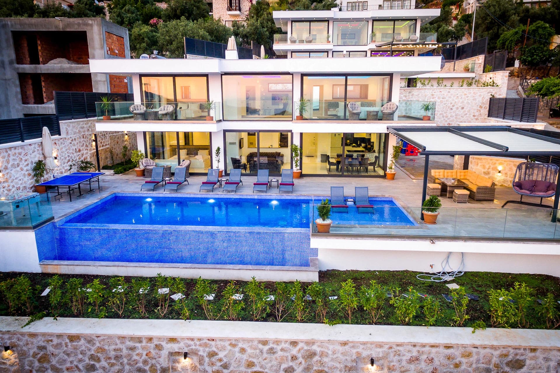 Villa Ali İhsan Paşa Çocuk Havuzu 93