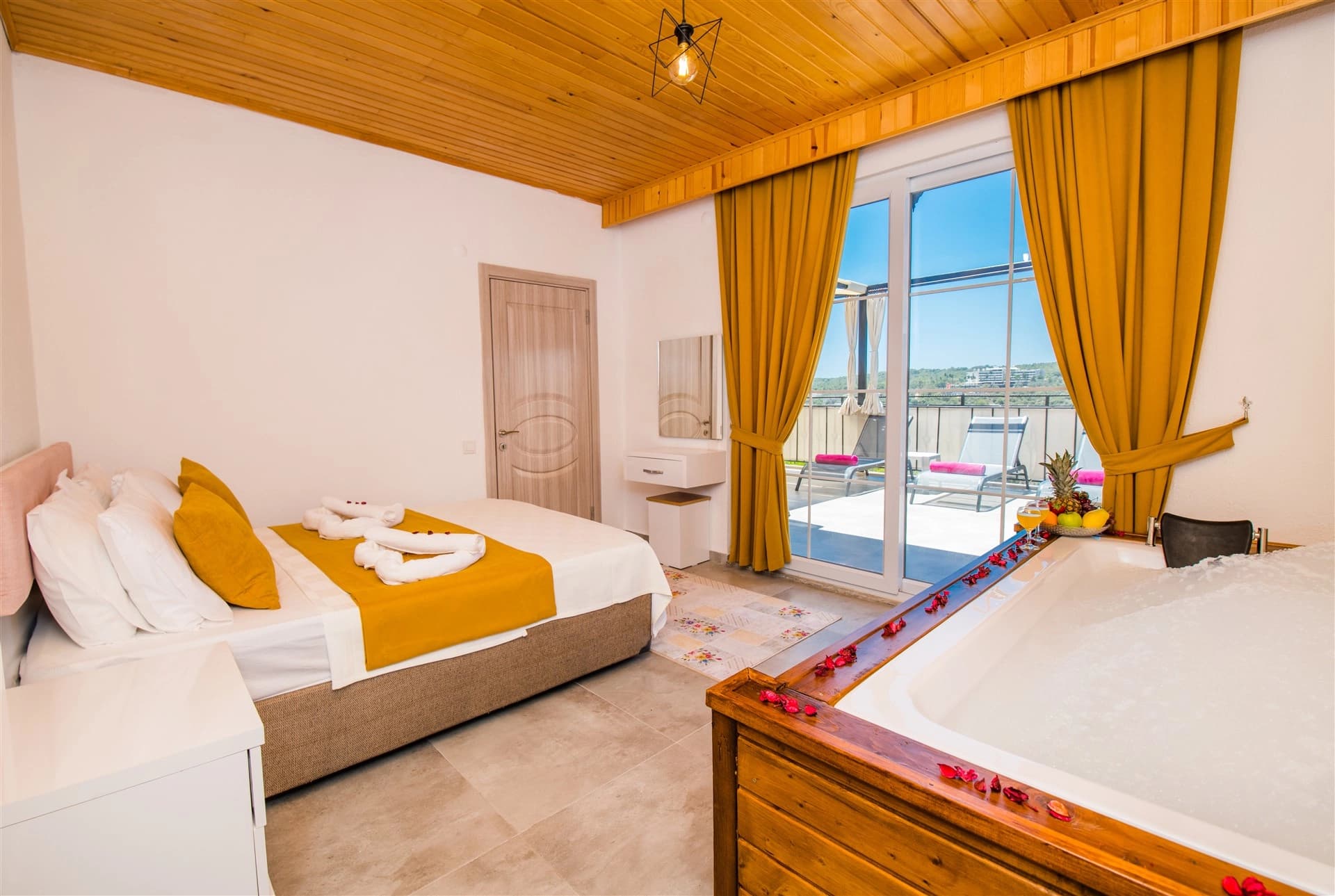 Villa Sema Sunset Korunaklı Havuz 84