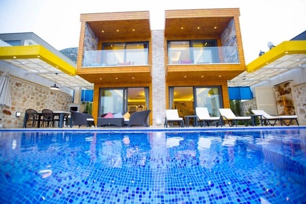 Villa Victoria Korunaklı Havuz 73