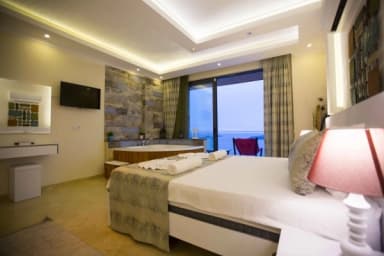 Villa Victoria Korunaklı Havuz 95