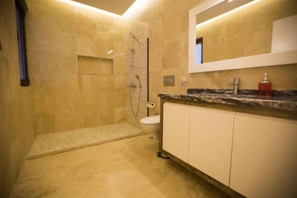 Villa Victoria Korunaklı Havuz 75