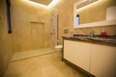 Villa Victoria Korunaklı Havuz 75