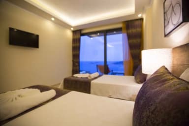 Villa Victoria Korunaklı Havuz 89