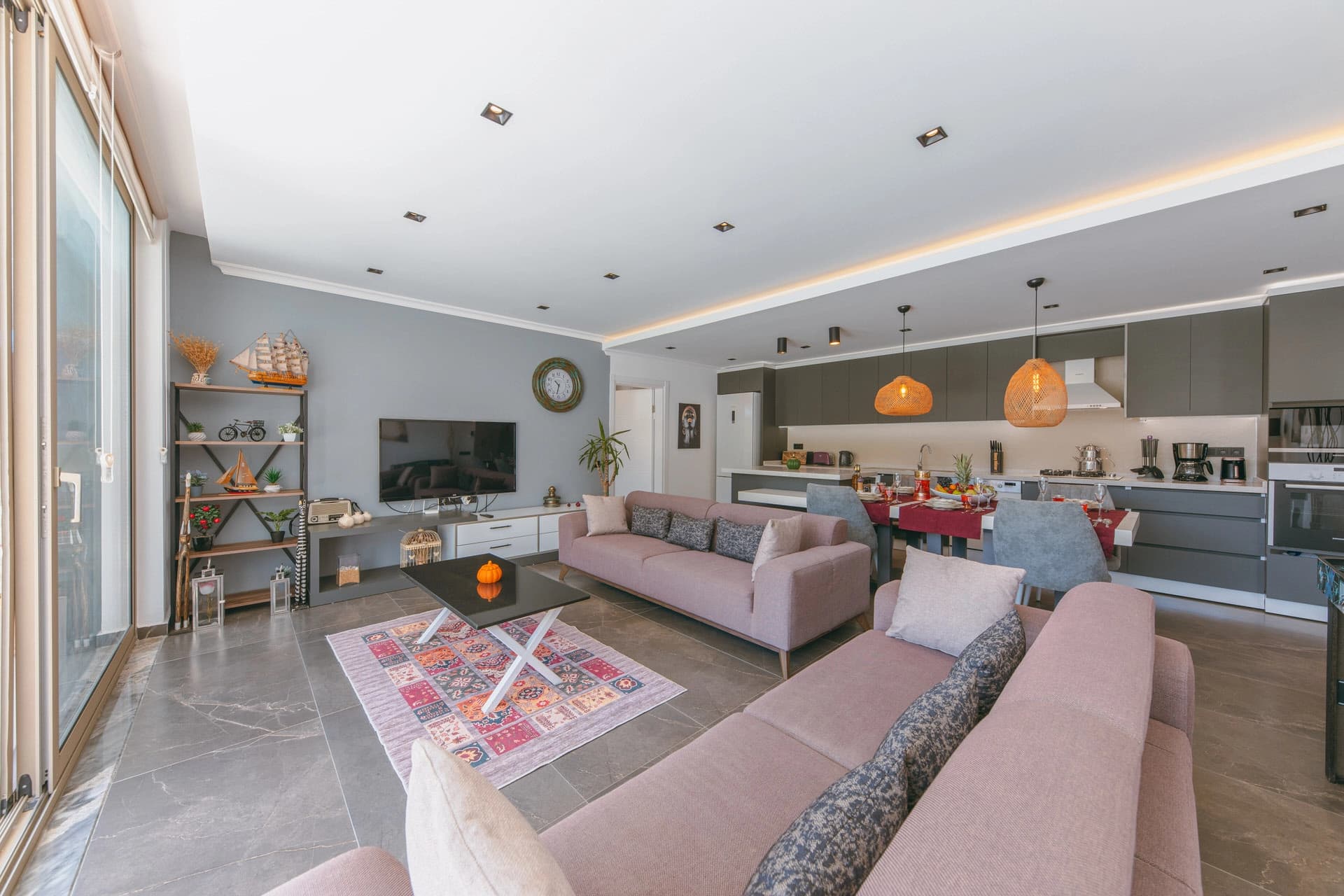 Villa Ay Sa Korunaklı Havuz 10