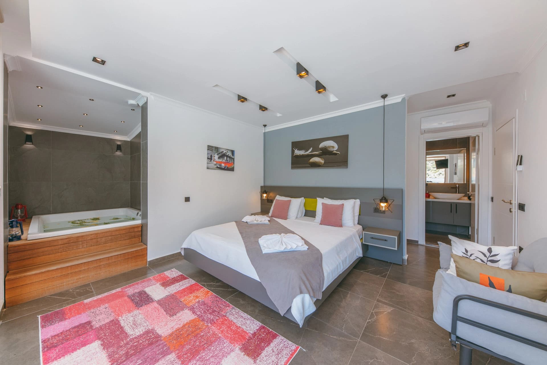 Villa Ay Sa Korunaklı Havuz 46