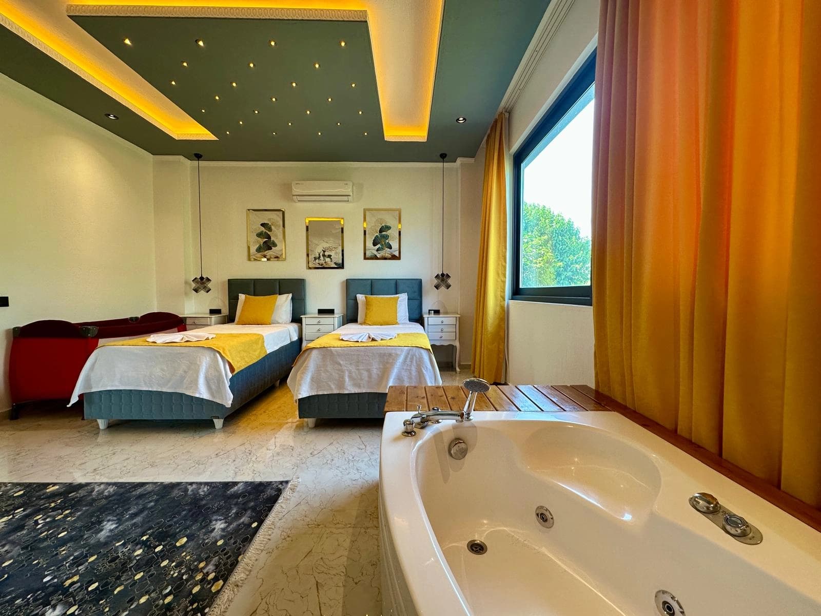 Villa Renk Korunaklı Havuz 91