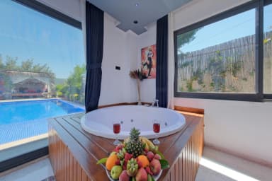 Villa Renk Korunaklı Havuz 15