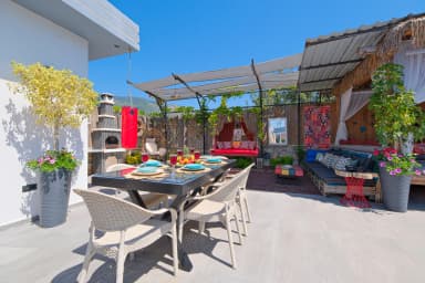 Villa Renk Korunaklı Havuz 41