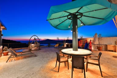 Villa Felix Korunaklı Havuz 22