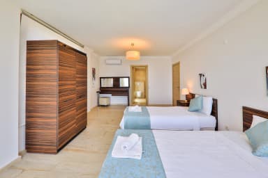 Villa Panorama 2 Özel Havuzlu 97