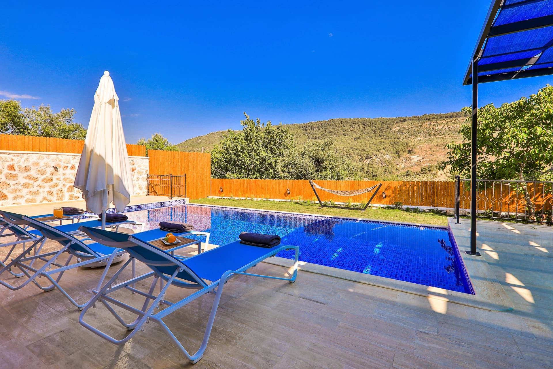 Villa Çınar Korunaklı Havuz 70