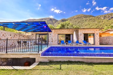 Villa Çınar Korunaklı Havuz 98