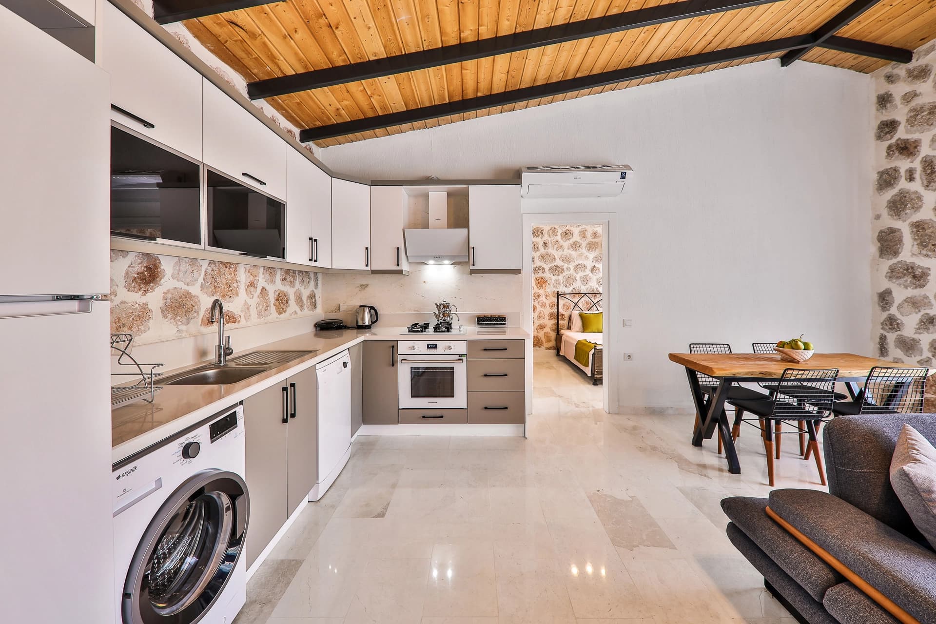 Villa Çınar Korunaklı Havuz 64