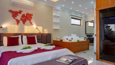 Villa Aqua Korunaklı Havuz 43