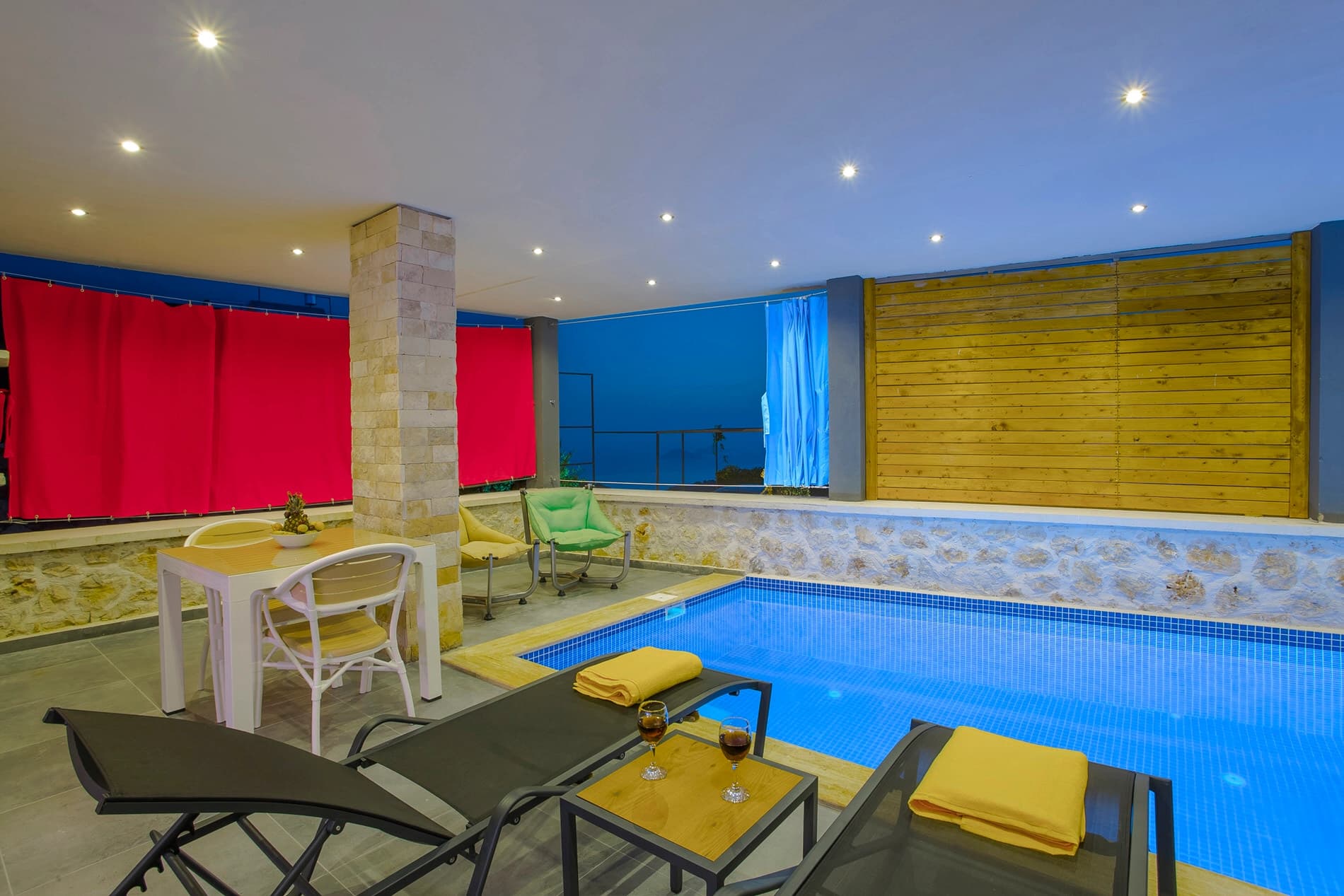 Villa Tarz Korunaklı Havuz 69