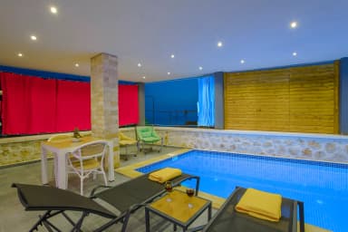 Villa Tarz Korunaklı Havuz 69