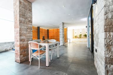 Villa Tarz Korunaklı Havuz 97