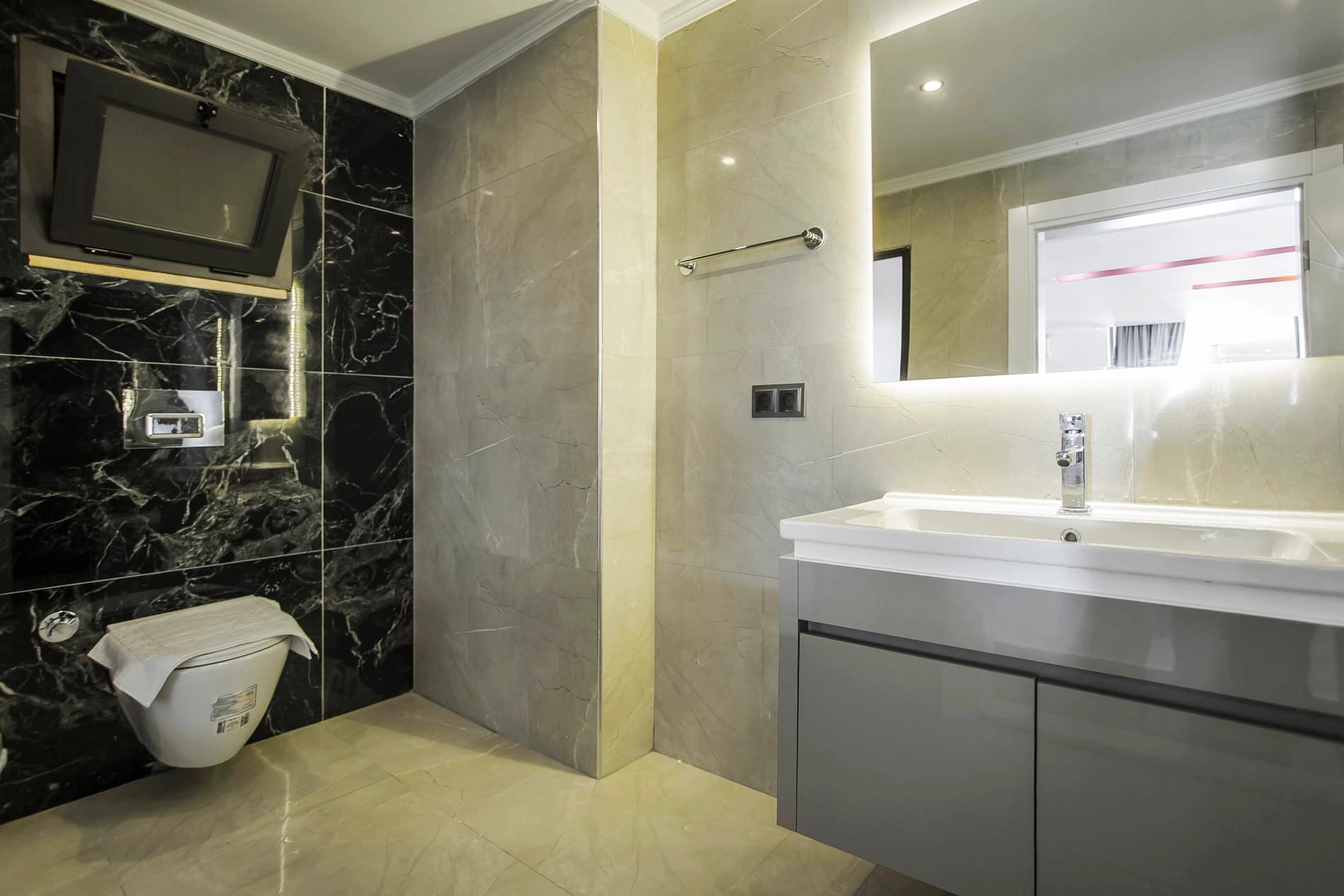 Villa Tarz Korunaklı Havuz 15