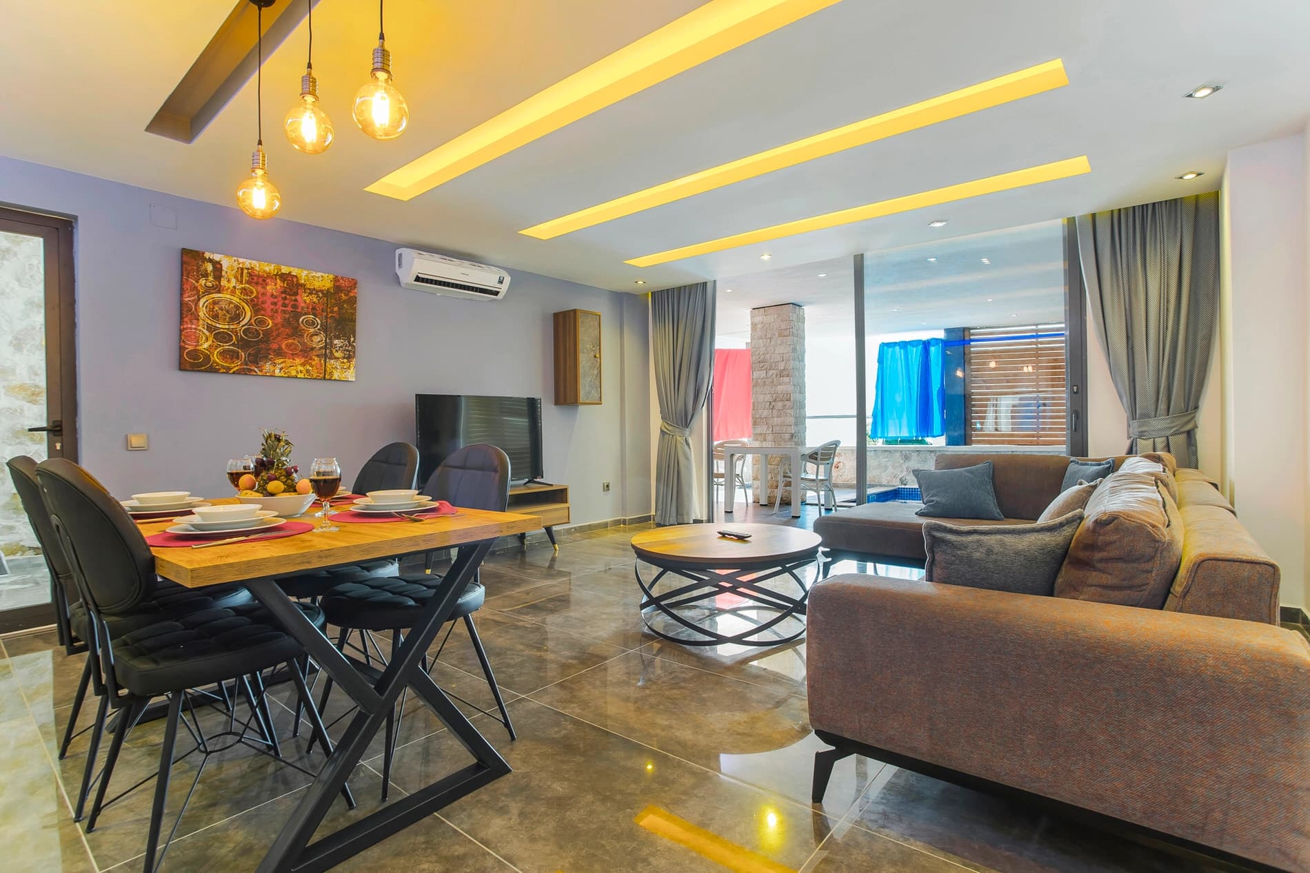 Villa Tarz Korunaklı Havuz 35