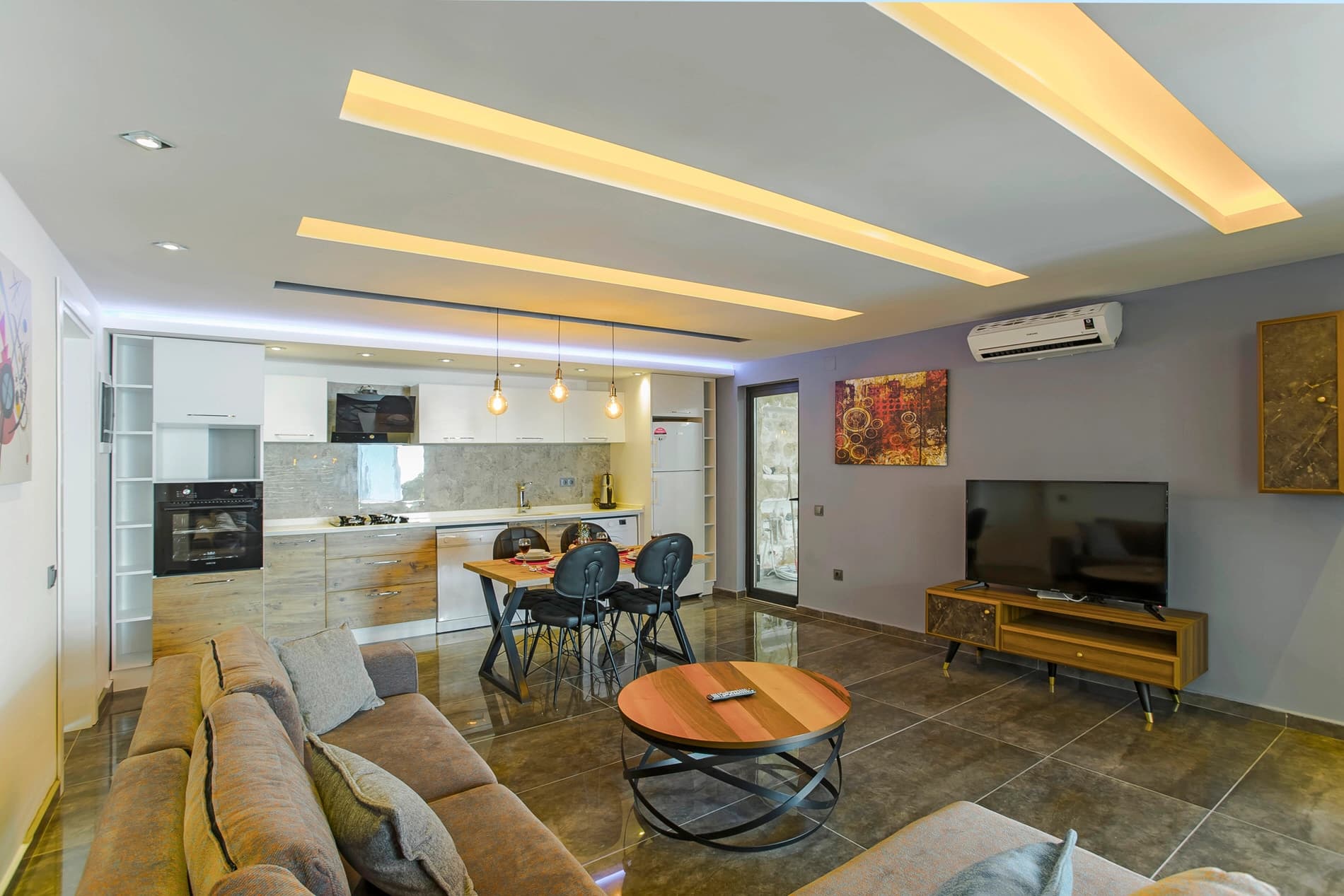 Villa Tarz Korunaklı Havuz 63