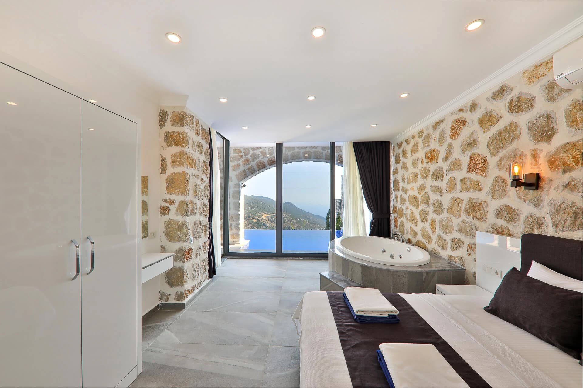 Villa Royal Hills 8 İslamlar 51