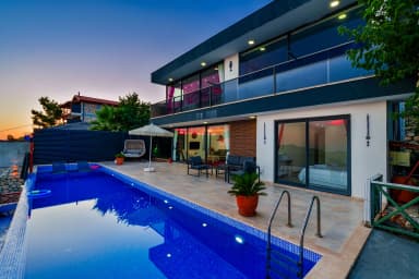 Villa Kolyos Korunaklı Havuz 85
