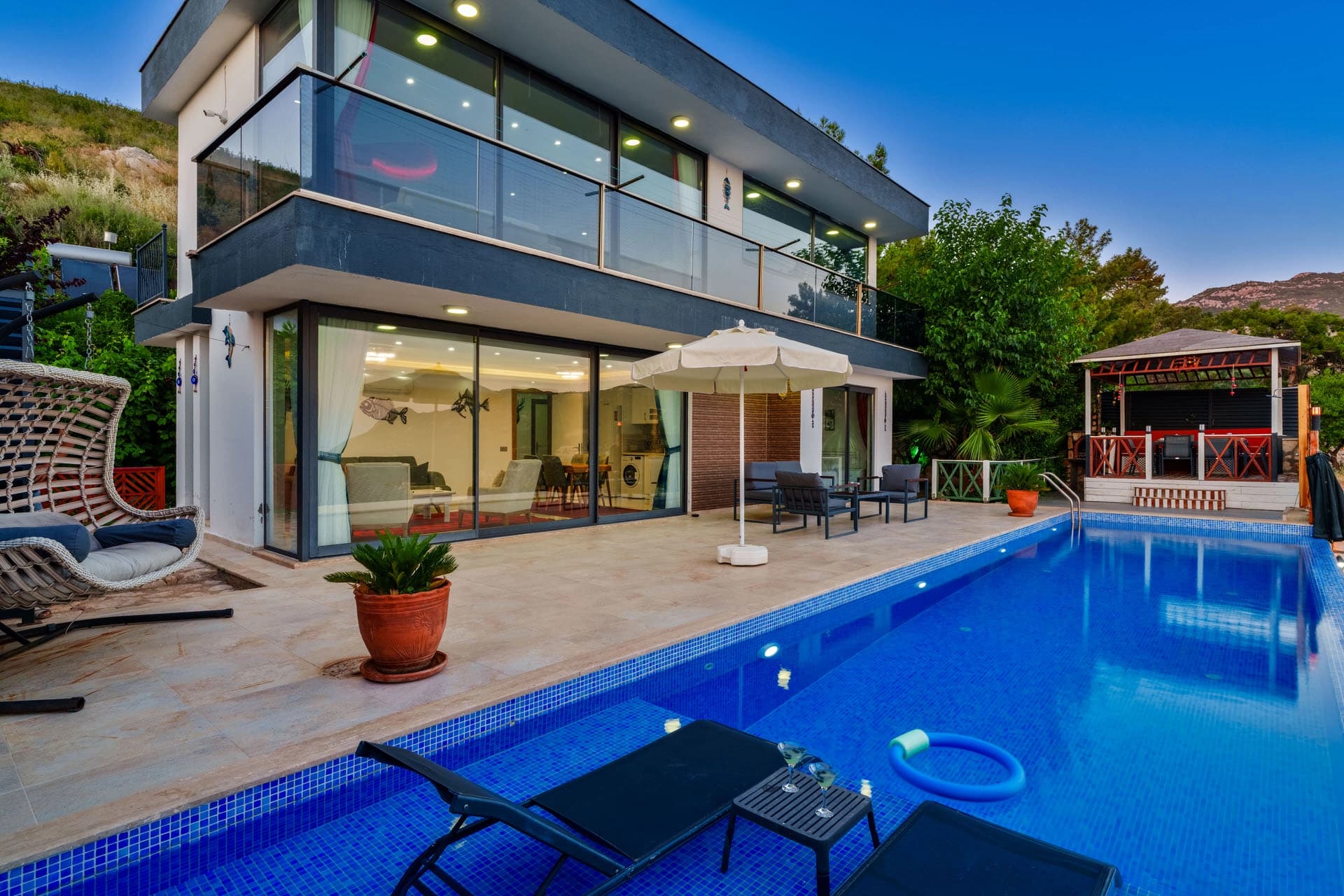 Villa Kolyos Korunaklı Havuz 57