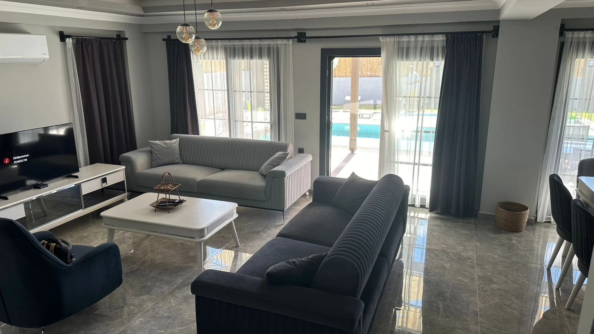 Villa Lore B Korunaklı Havuz 57