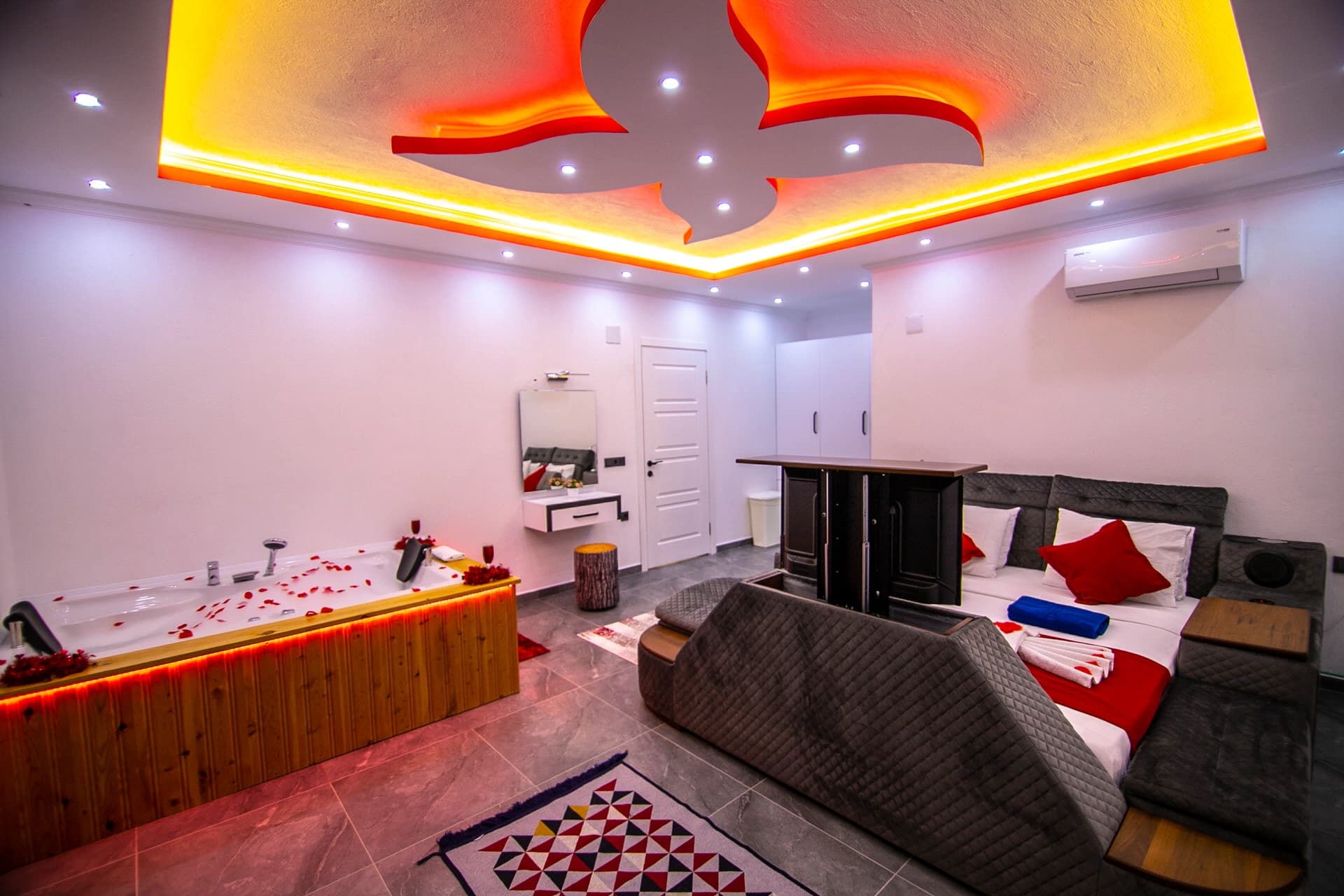 Villa Opuntia Korunaklı Havuz 94