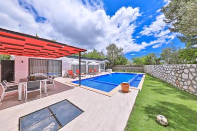 Villa Çilek Üzümlü 15