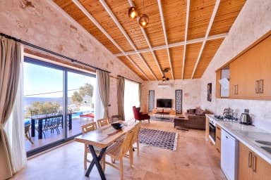 Villa Alaca Isıtmalı Havuz 70