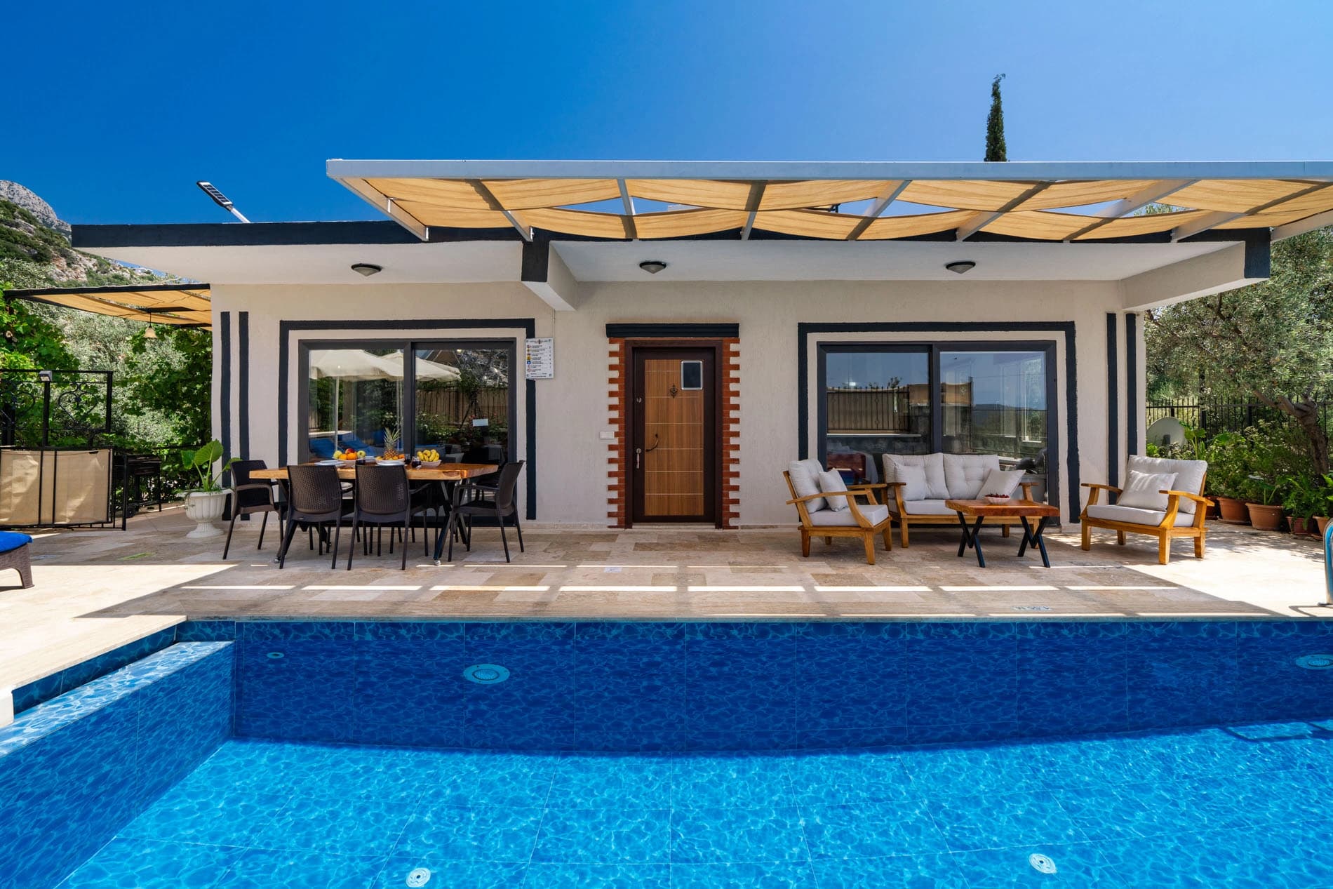 Villa Samyeli Korunaklı Havuz 86