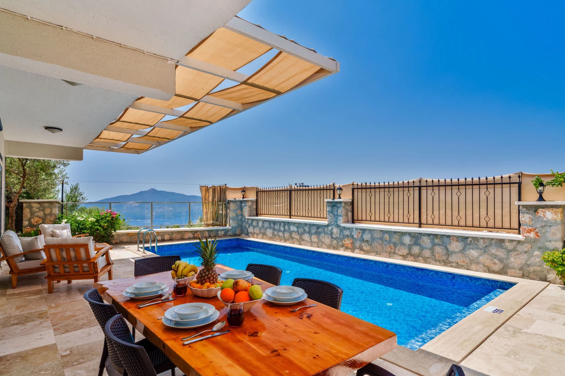 Villa Samyeli Korunaklı Havuz 44