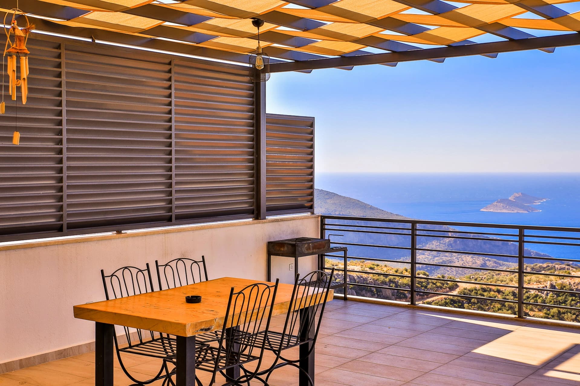 Villa Demir Korunaklı Havuz 84