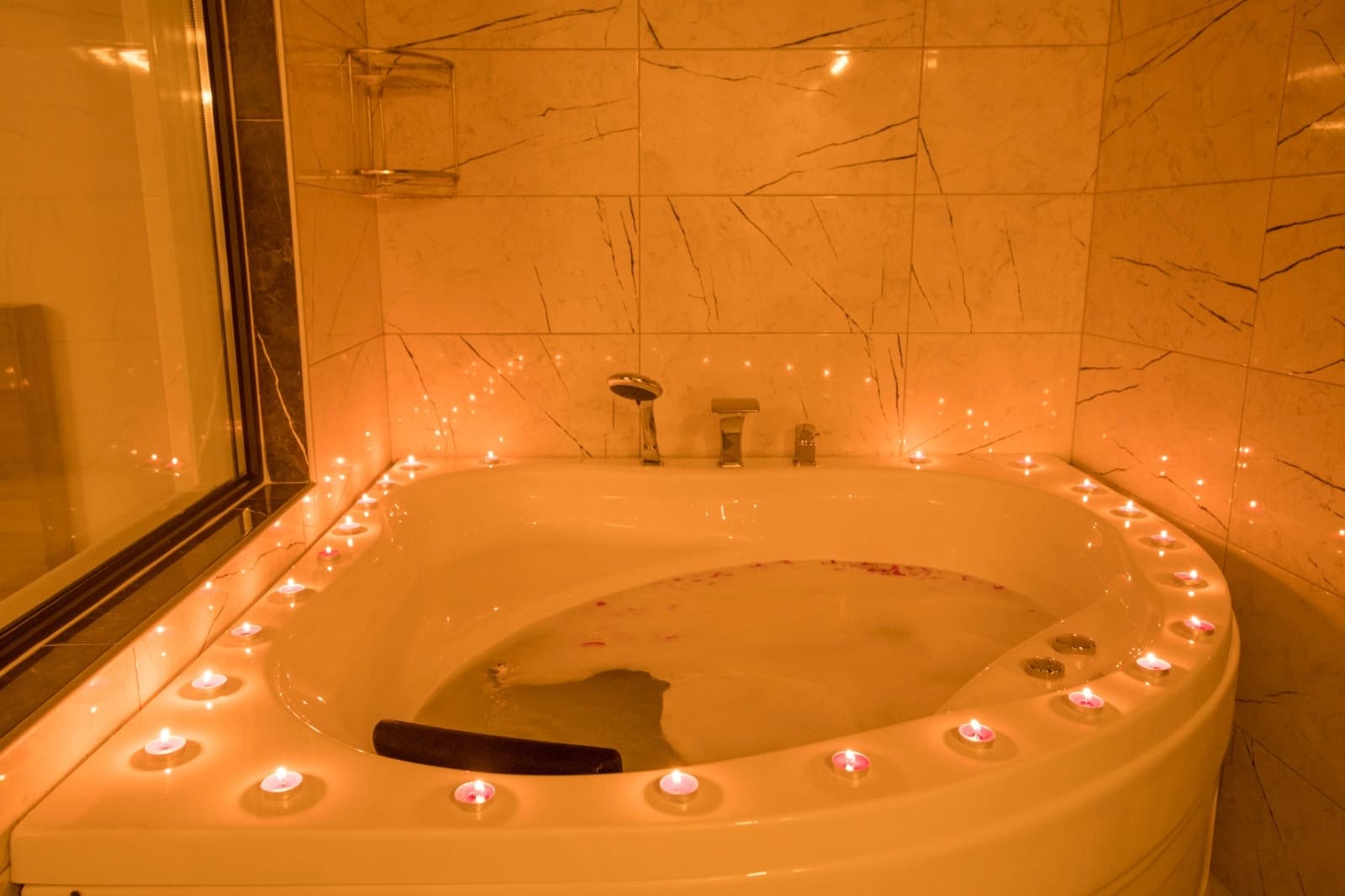 Villa Diriliş Korunaklı Havuz 52