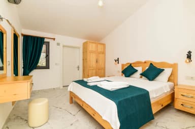 Villa Seboş Korunaklı Havuz 72