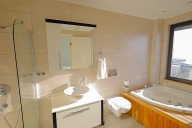 Villa Yusef Korunaklı Havuz 86