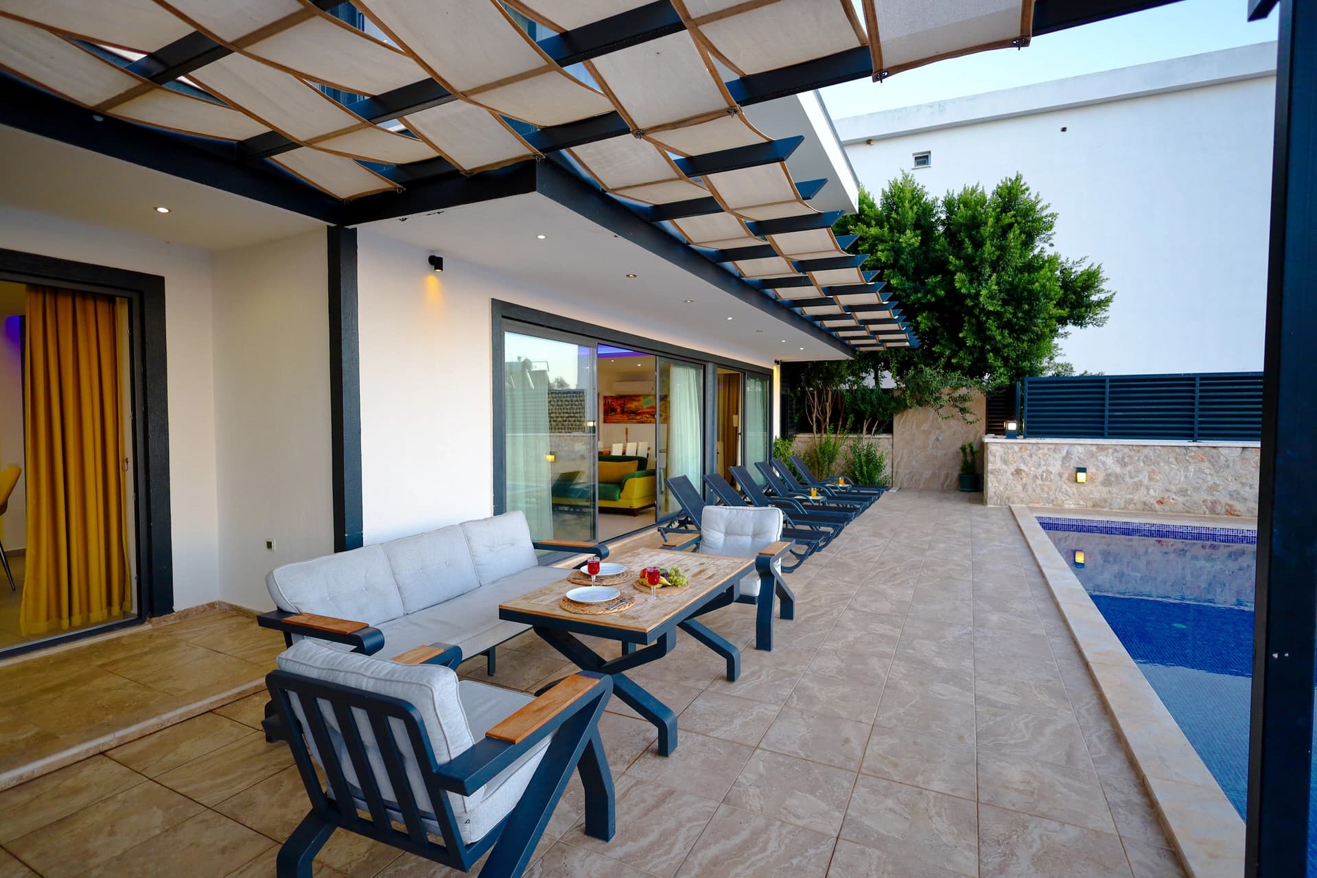 Villa Yusef Korunaklı Havuz 70