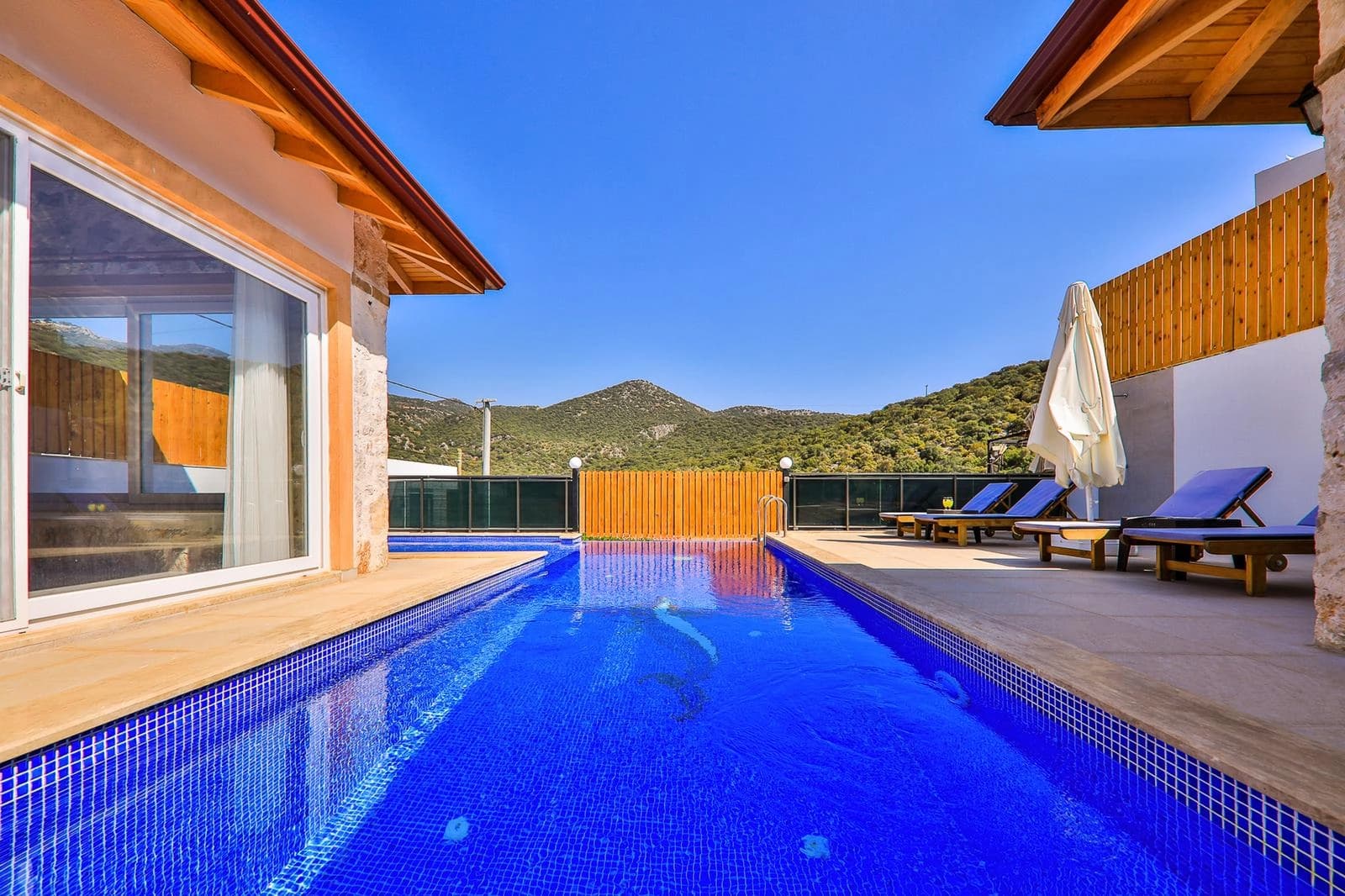 Villa Arıkan Korunaklı Havuz 43