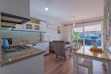 Polo Sunset Beach Apart Özel Havuzlu 48