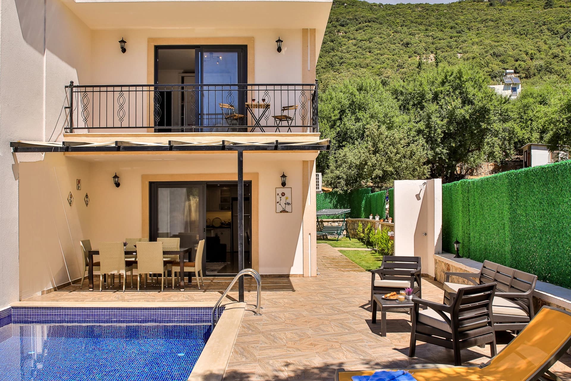 Villa Yiğit Kaş Korunaklı Havuz 12