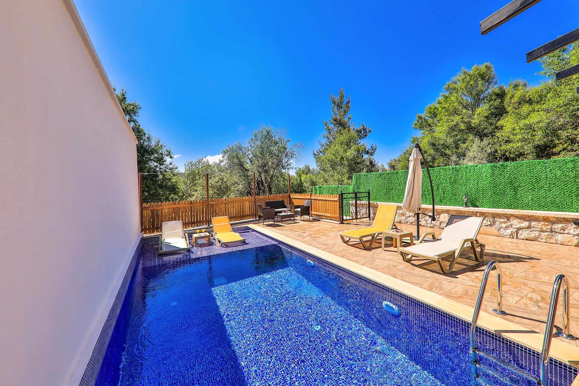 Villa Senam Korunaklı Havuz 70