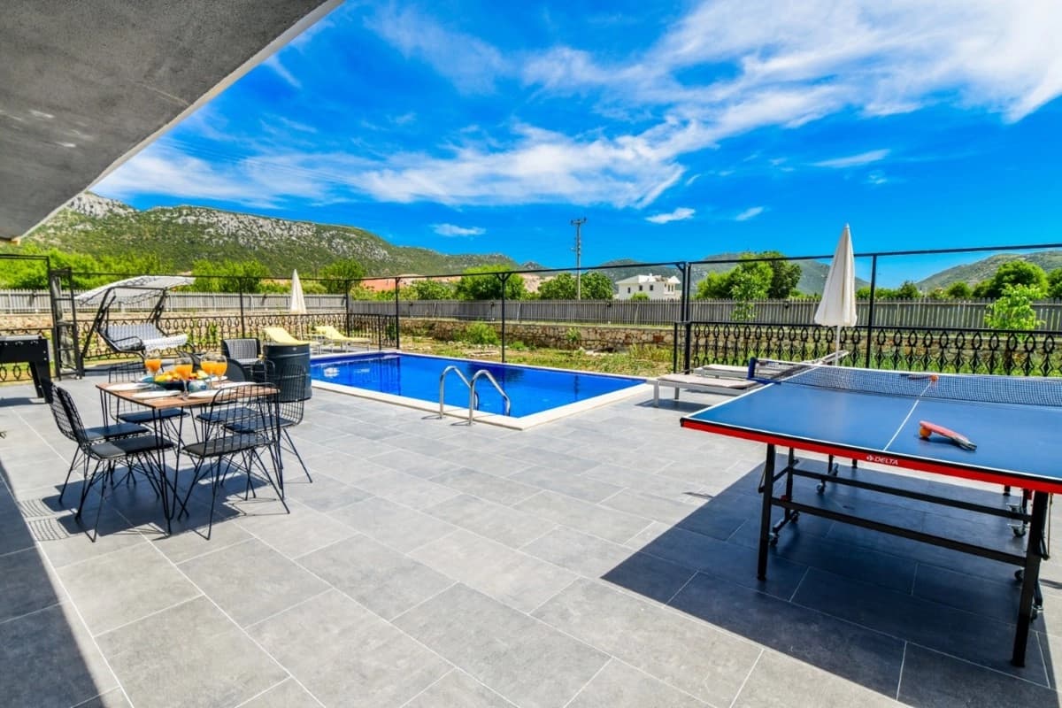 Villa Mavi Boncuk Korunaklı Havuz 48