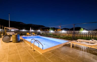 Villa Mavi Boncuk Korunaklı Havuz 14