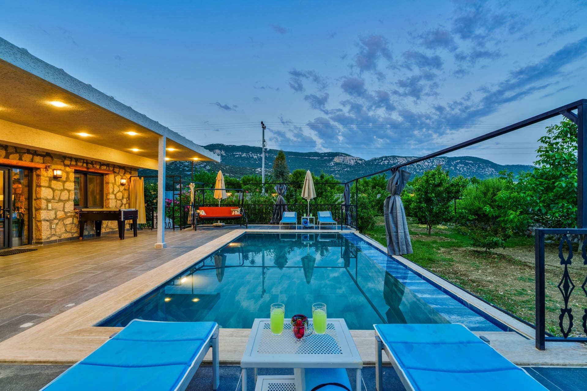 Villa Mavi Boncuk Korunaklı Havuz 14