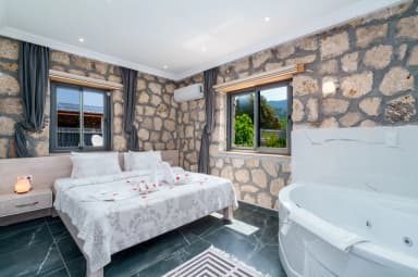Villa Mavi Boncuk Korunaklı Havuz 92