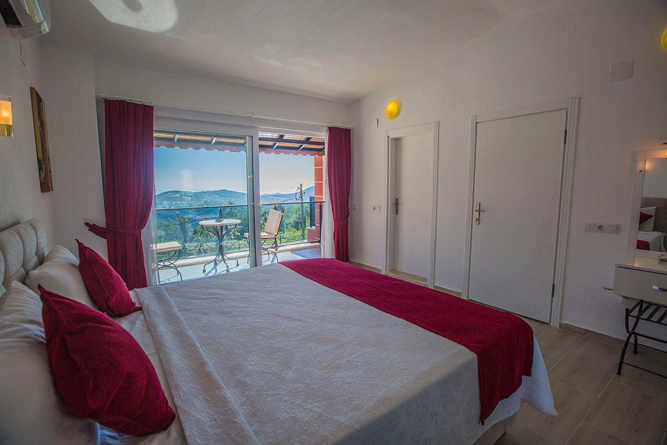 Villa Dadaş Korunaklı Havuz 98