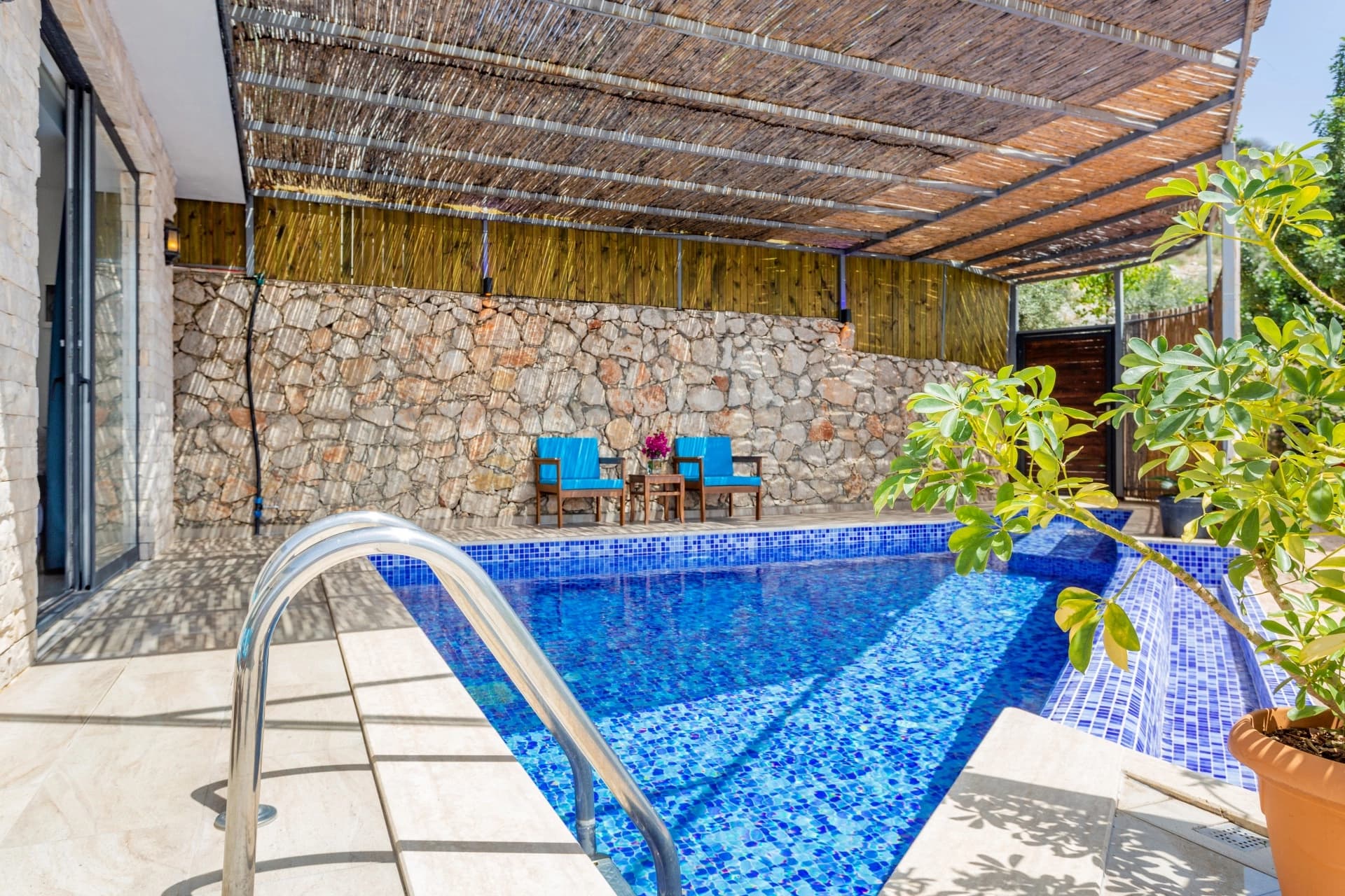 Villa Rock Korunaklı Havuz 41